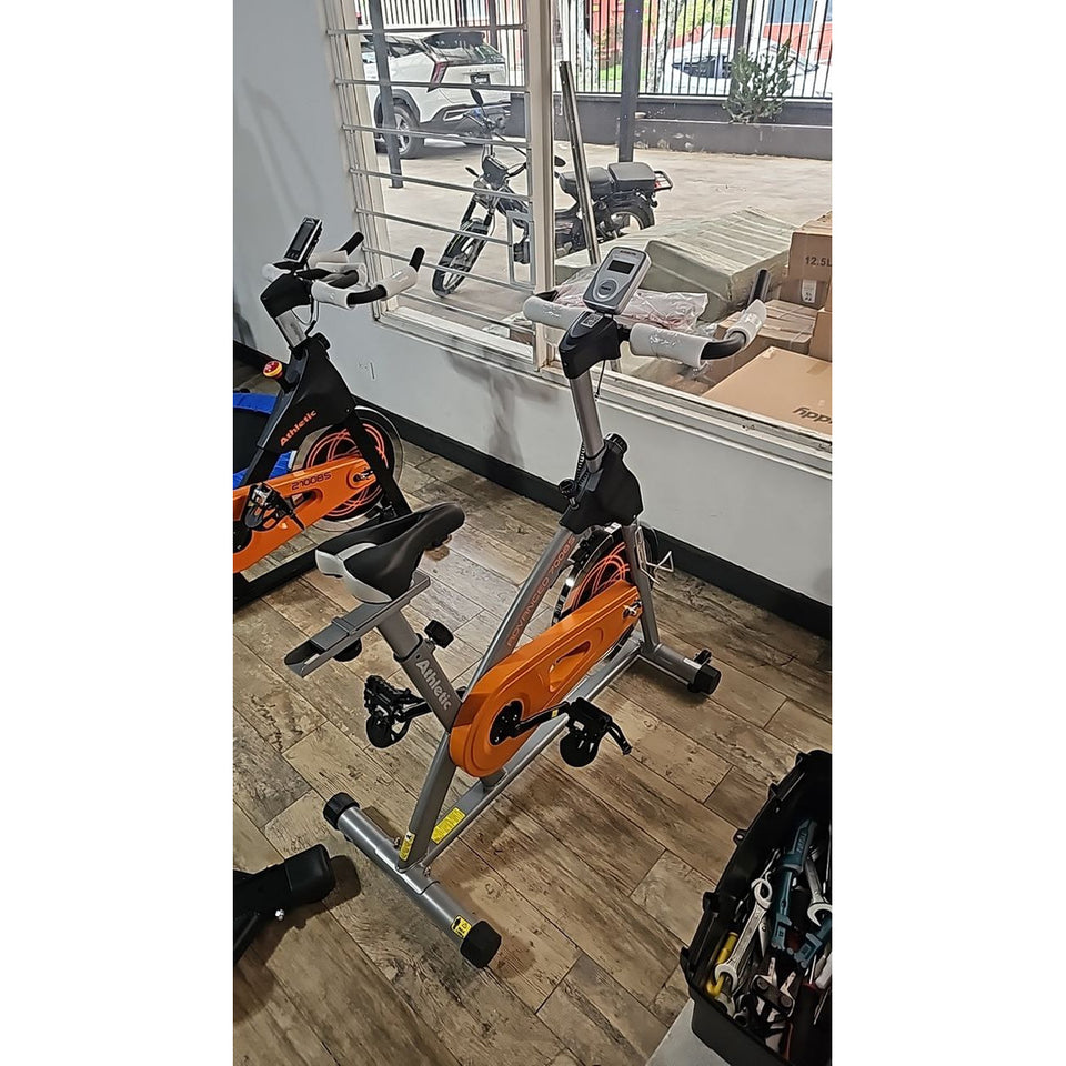 spinning_athletic_advanced_700bs_mma_equipamientos_costa_rica_foto_real_perspectiva